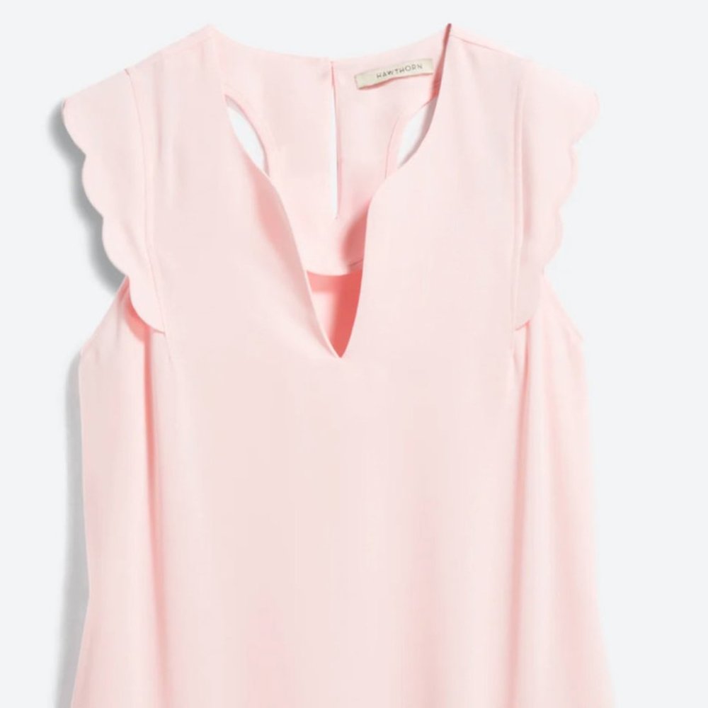 41HAWTHORN Dawney Scallop Trim Blouse